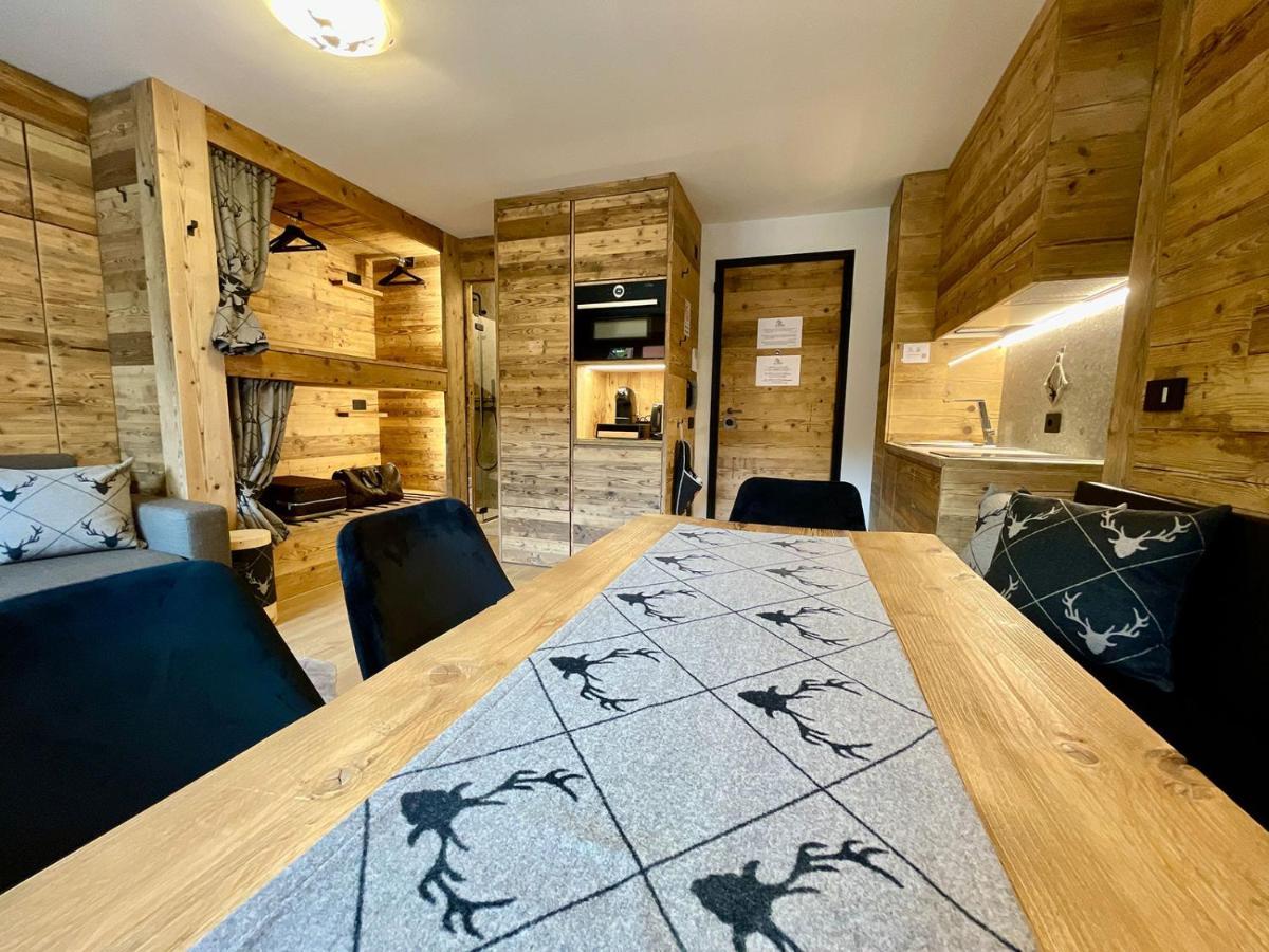 מאדסימו Il Ruscello Mountain Apartment מראה חיצוני תמונה